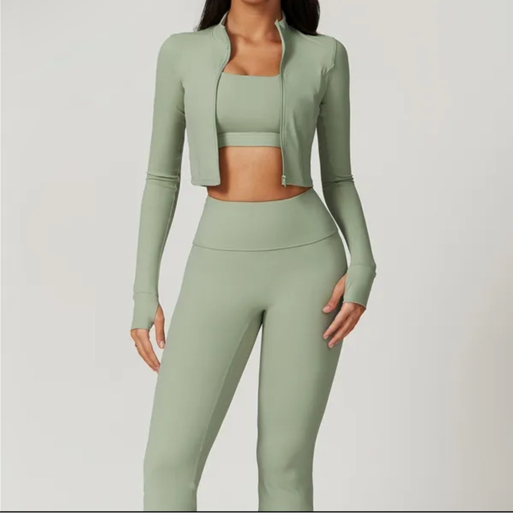 Lululemon Set of three